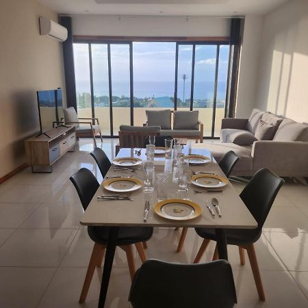 Seaview Luxury Appartment Flic en Flac Exterior photo