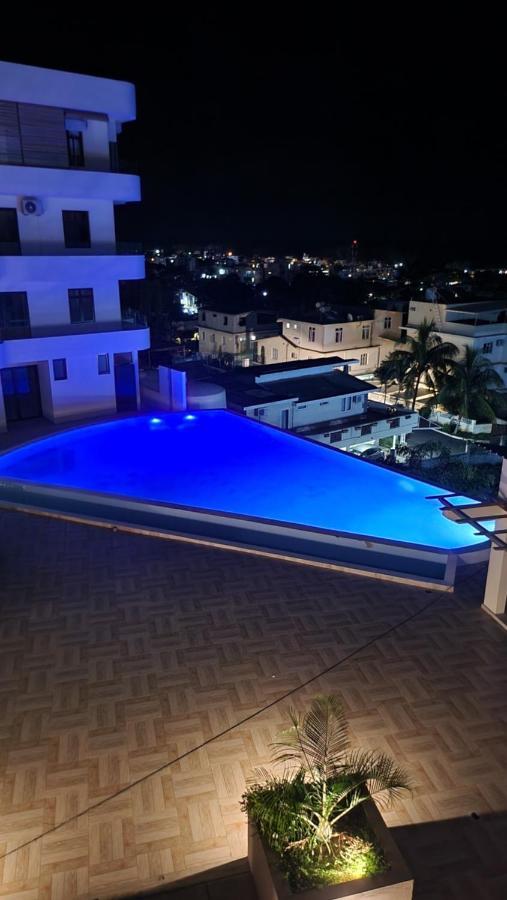 Seaview Luxury Appartment Flic en Flac Exterior photo