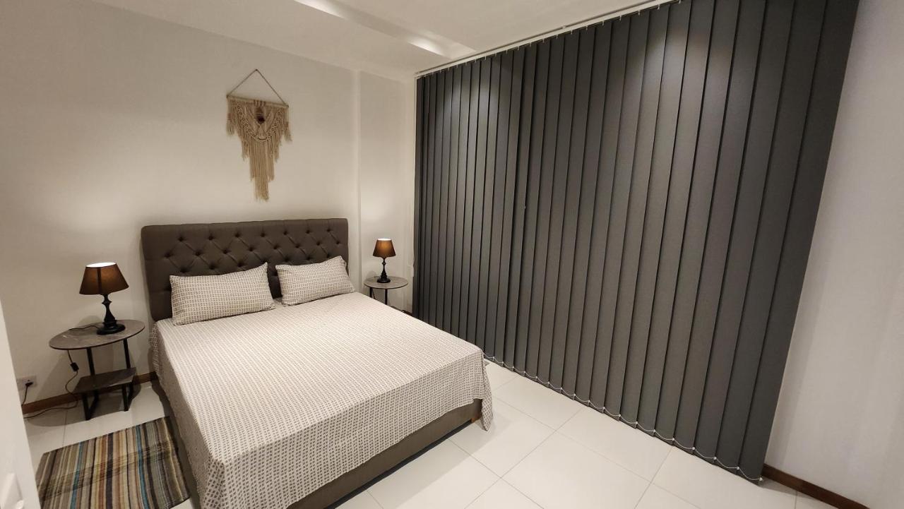 Seaview Luxury Appartment Flic en Flac Exterior photo